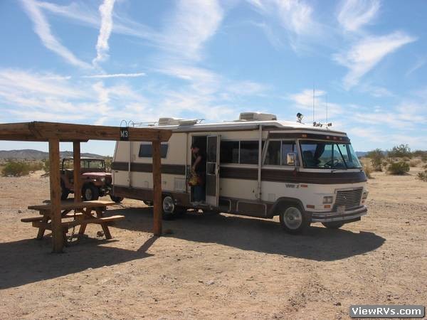 1981 Vogue II Motorhome 29' Motorhome (A)