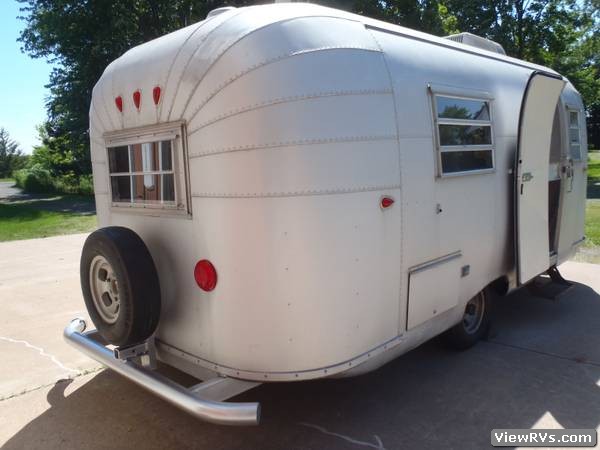 1964 Avion Travel Trailer Tourist 21' (A)