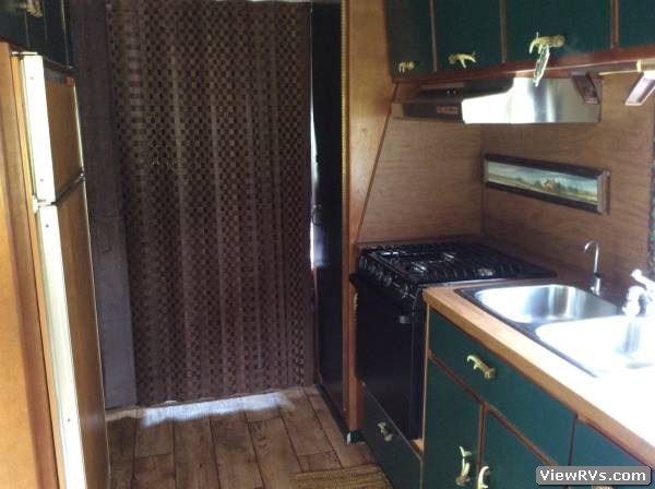 1974 Avion Trailer Travelcader 28 (A)